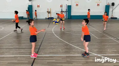 滕哈格：曼联球员难适应我的强硬作风，曾与多名球星发生冲突