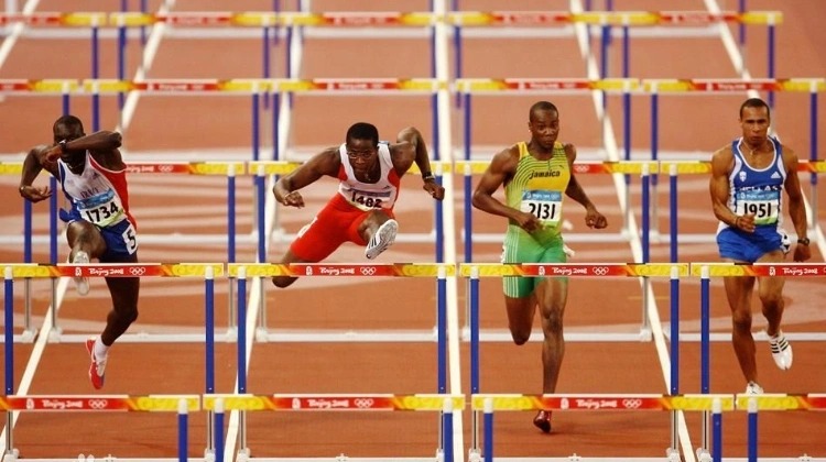 上合组织雪地足球赛 俄罗斯球队与印度球队会师决赛